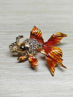 Goldfish brooch new, decorative with zircon and enamel