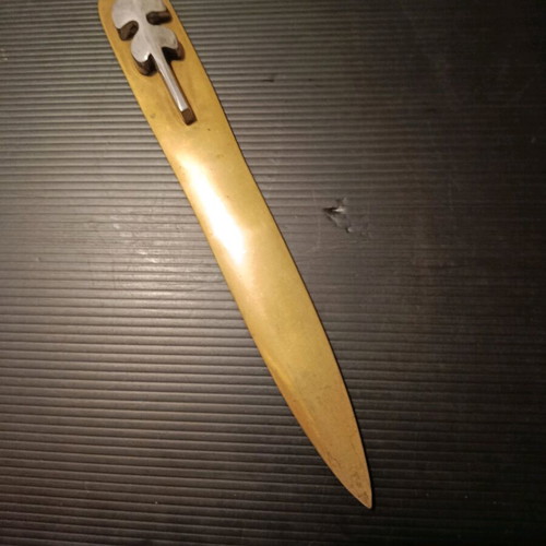 Paper cutter from Cycladic Art Museum like new with violin-shaped figurine