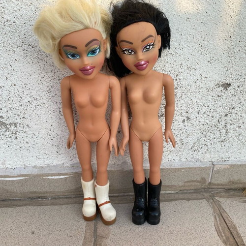 Dolls used, set of two in good condition