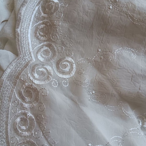 Curtain in beige color, sewn, 6.42m length, 2.55m height