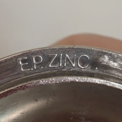 Vintage honey container duck-shaped metal E.P.Zinc like new