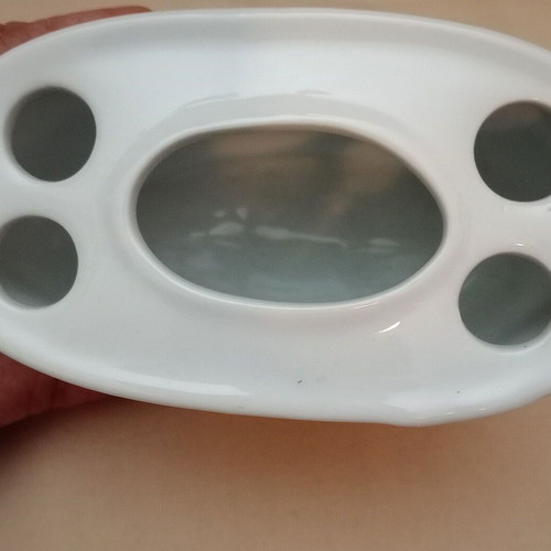 Vintage porcelain toothbrush holder like new