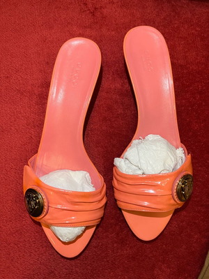Gucci Margot πέδιλα μέγεθος 38, σαν καινούργιο, sushi pink, τακούνι 3,5εκ