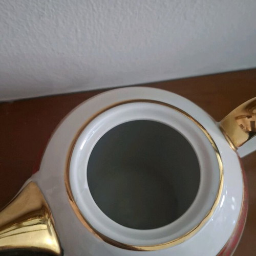 Istanbul Porcelain teapot like new, vintage style with gold details