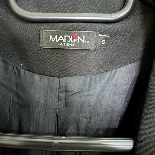 Madlen Black Suit like new with one button
