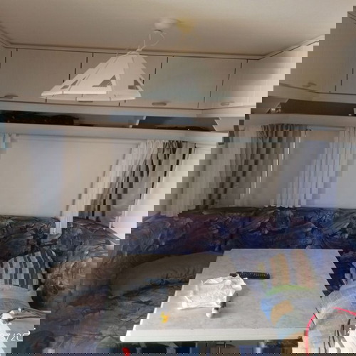 Τροχόσπιτο Hobby Elegance 550 μεταχειρισμένο του 1996