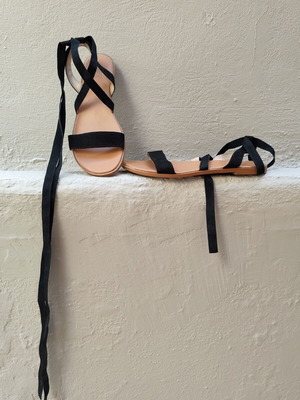 Asos flat black lace-up sandals with ribbon, like new, size 38