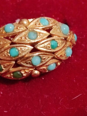 Gold ring 18K with turquoise and 2 emeralds like new