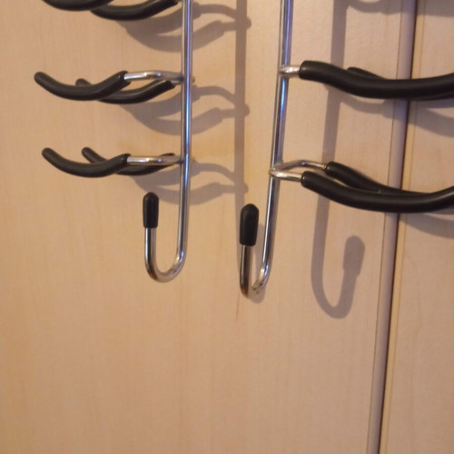 Tie hanger like new