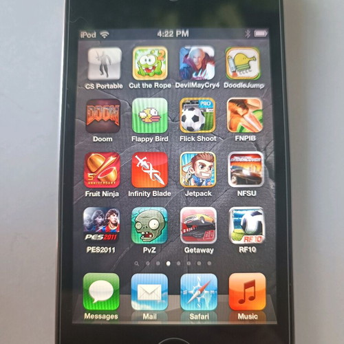 iPod Touch 4th Gen 32Gb like new, full of classic games