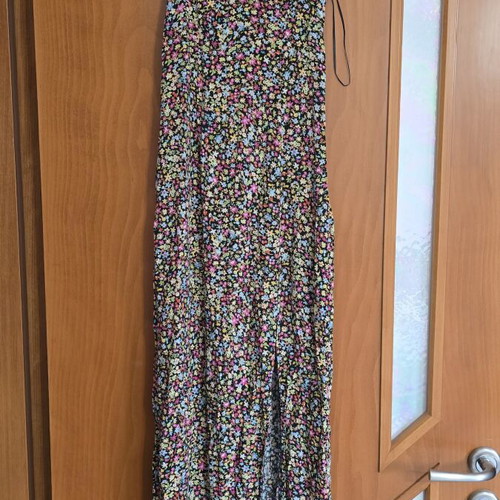 Zara long black dress with floral print, adjustable straps and leg slit like new