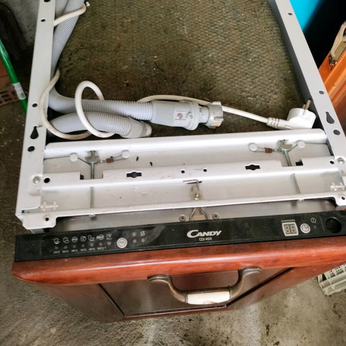 Candy built-in dishwasher like new 45 cm