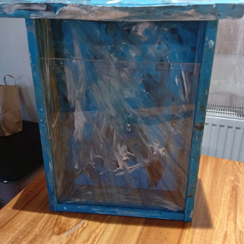 Decorative wooden mailbox like new