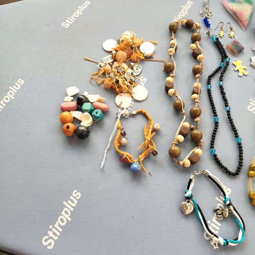 Jewelry and materials like new, all together