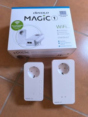 Devolo Magic 1 WiFi kit like new