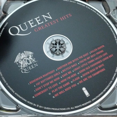 Queen Greatest Hits CD like new, rock