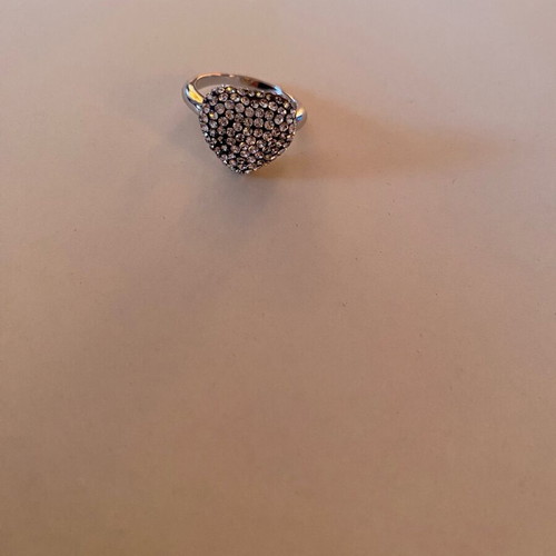 Forzieri heart ring like new with white rhinestones