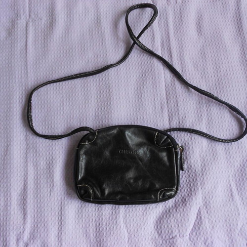 Thiros crossbody bag like new, off black, small size