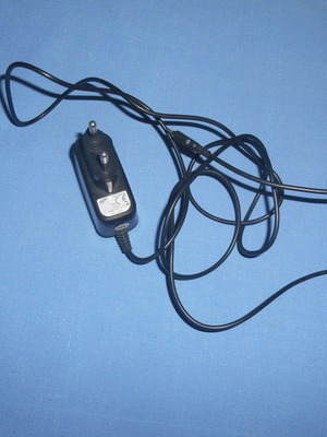 Samsung travel adapter used, model ATAD530EBE