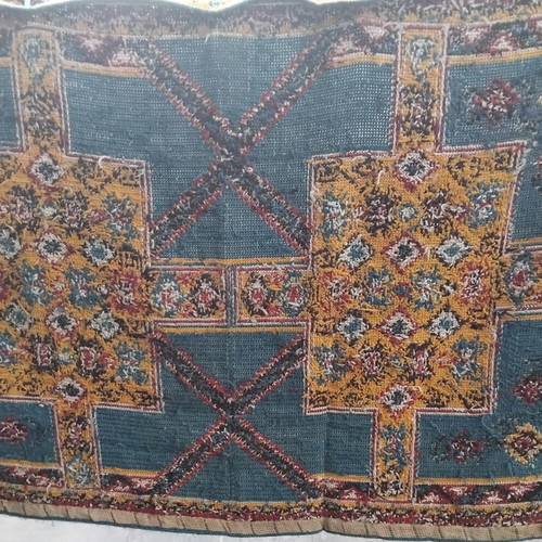 Handmade embroidered wool rug 163×226 cm, like new
