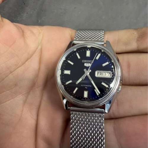 Seiko 5 7009-4040 vintage automatic watch, blue dial