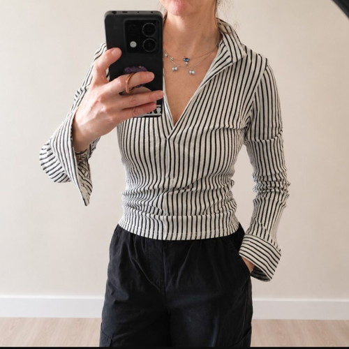 Nara Camicie shirt size S, elastic fabric, like new, black and white