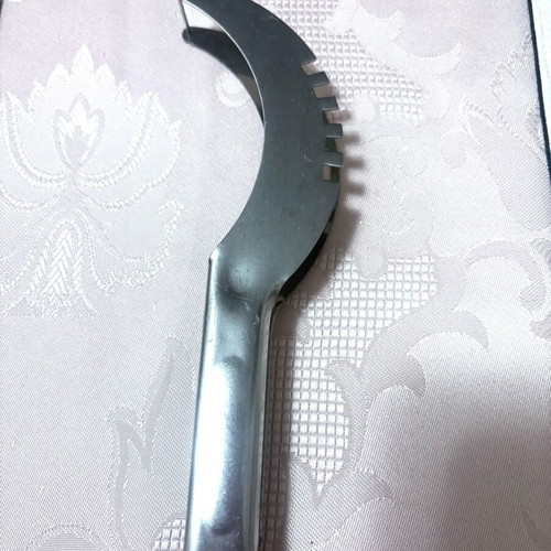 Watermelon cutting knife like new