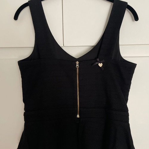 Lynne black top large with decorative buttons like new