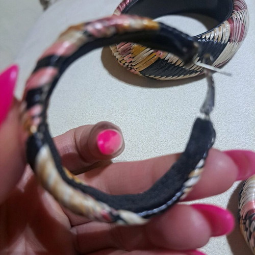 Jewelry set bracelet and earrings like new, multicolor