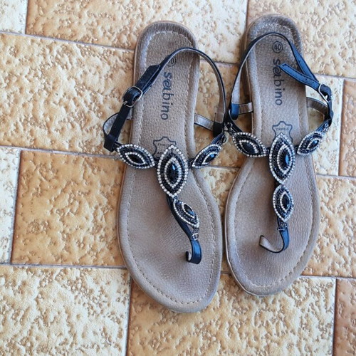 Sabino leather sandals used size 40 with black stones