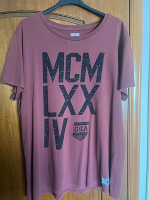 T-shirt large used