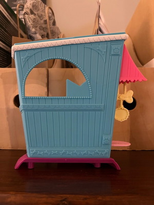 Lps house like new