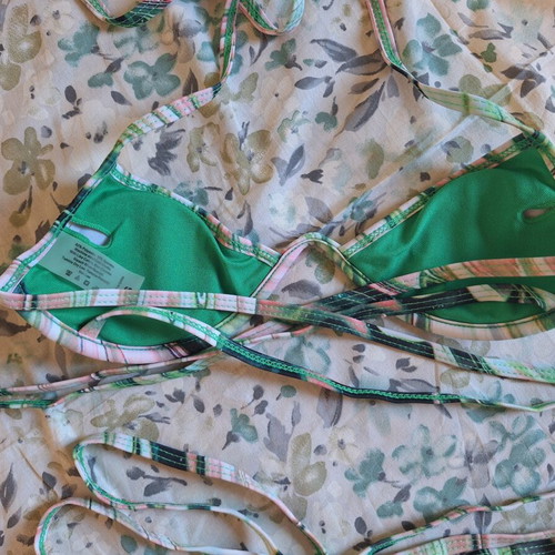 H&M bikini like new, green and pink with cords, size S
