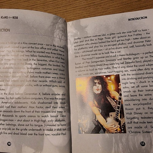 KISS Modern Icons book used, hard cover, 94 pages