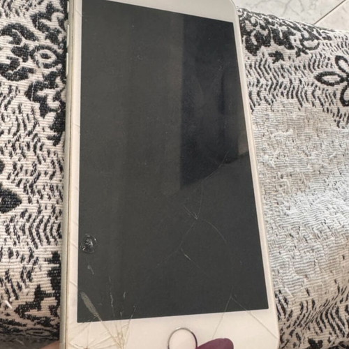 Iphone 8 Plus used with cracked front glass, 64GB, silver