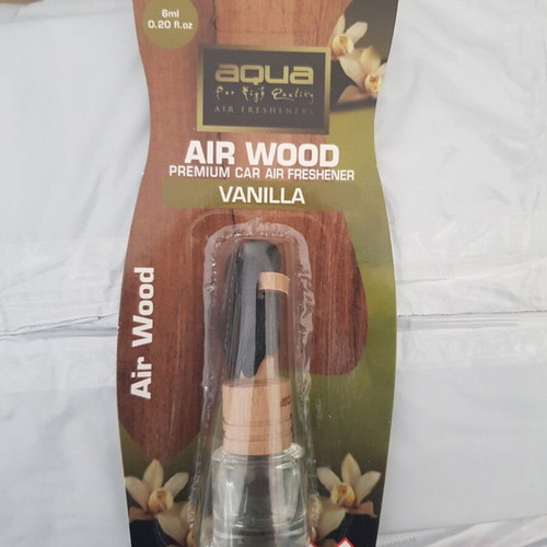 Car air freshener hanging with vanilla scent Air Wood Aqua new