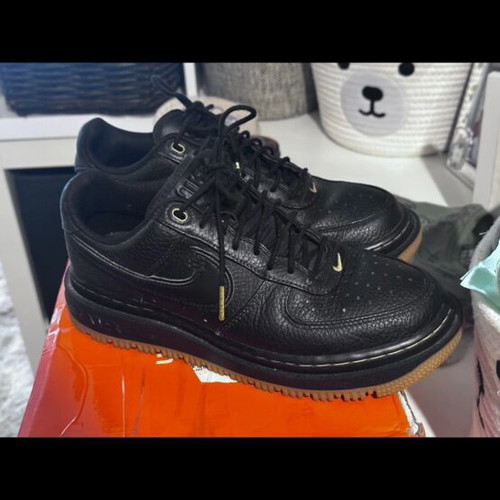 Nike Air Force 1 Luxe Premium sneakers, black, size 40.5, like new