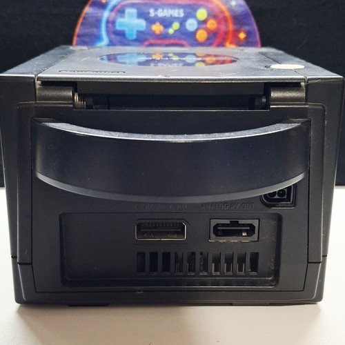 Nintendo GameCube Black PAL Model with 2 Controllers used