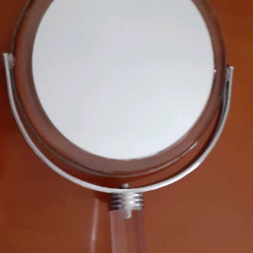 Double-sided mirror used, ×10 magnification