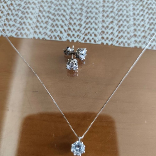 Jewelry 14k white gold worn twice, like new