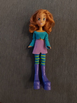 Witch W.I.T.C.H. Irma Mini Doll power outfit like new