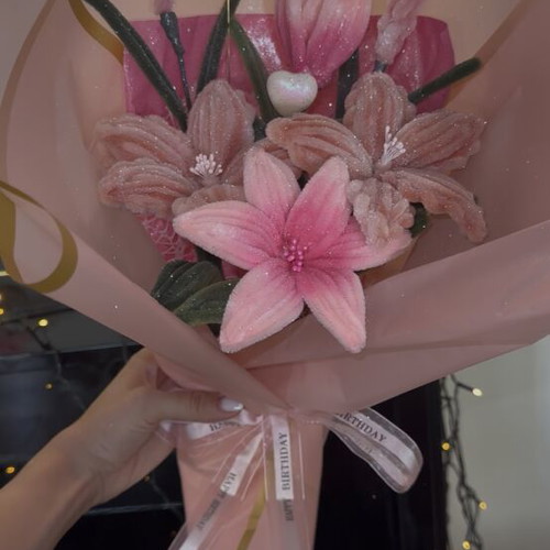 Birthday bouquet new with pink shades and glitter