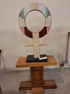Female Symbol artwork new from recycled wood and granite