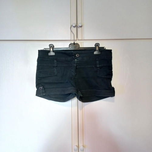 Shorts μεταχειρισμένα, μέγεθος XL (κατάλληλο για Large), μαύρα