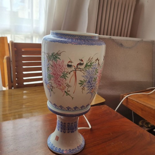 Jingdezhen PRoC porcelain lamp with birds eggshell used