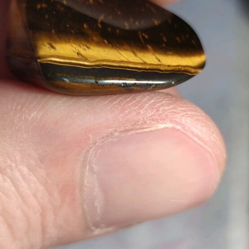 Tiger's Eye set new, 3 samples with strong iridescence
