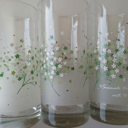 SET OF 3 WATER GLASSES WITH FLOWERS
