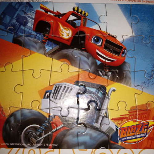 Mini puzzles used, pack of 5 pieces