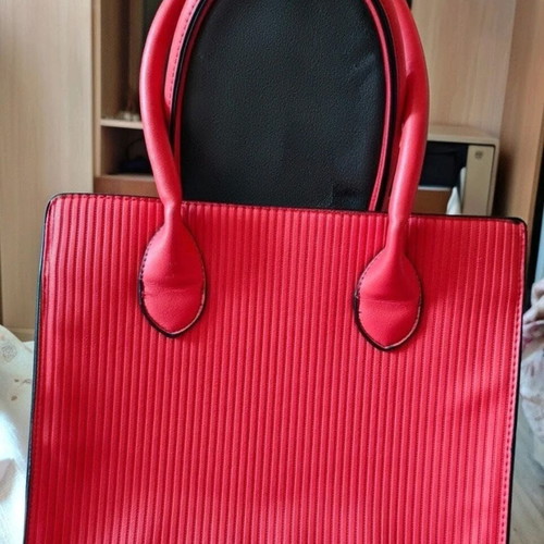 Red bag like new