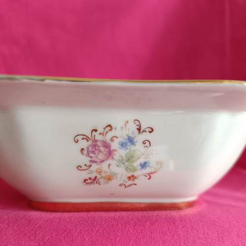 Vintage Hutschenreuther porcelain fruit bowl Bavaria like new
